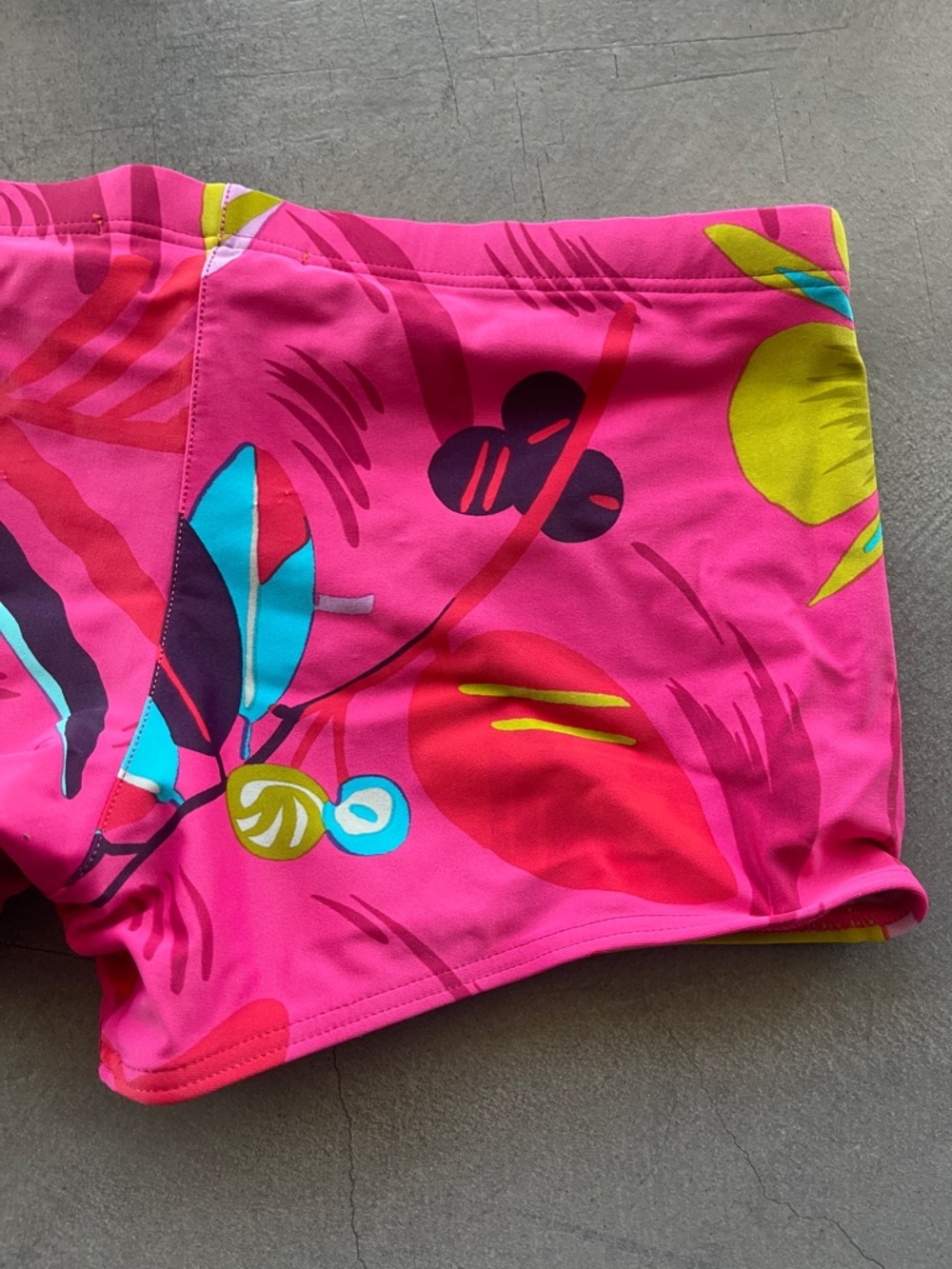 Gucci Vintage 1999 "Las Vegas Hippies" swim Briefs Mens Small S Tom Ford Design - Picture 7 of 12
